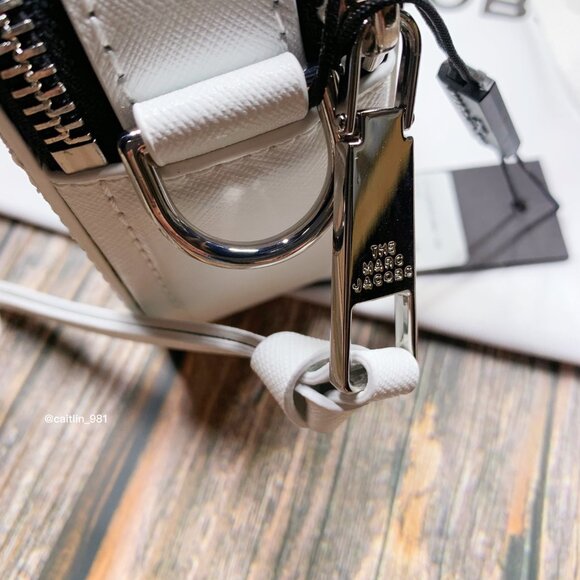 Marc Jacobs The Mixed Media Snapshot Crossbody Bag - Picture 3 of 8